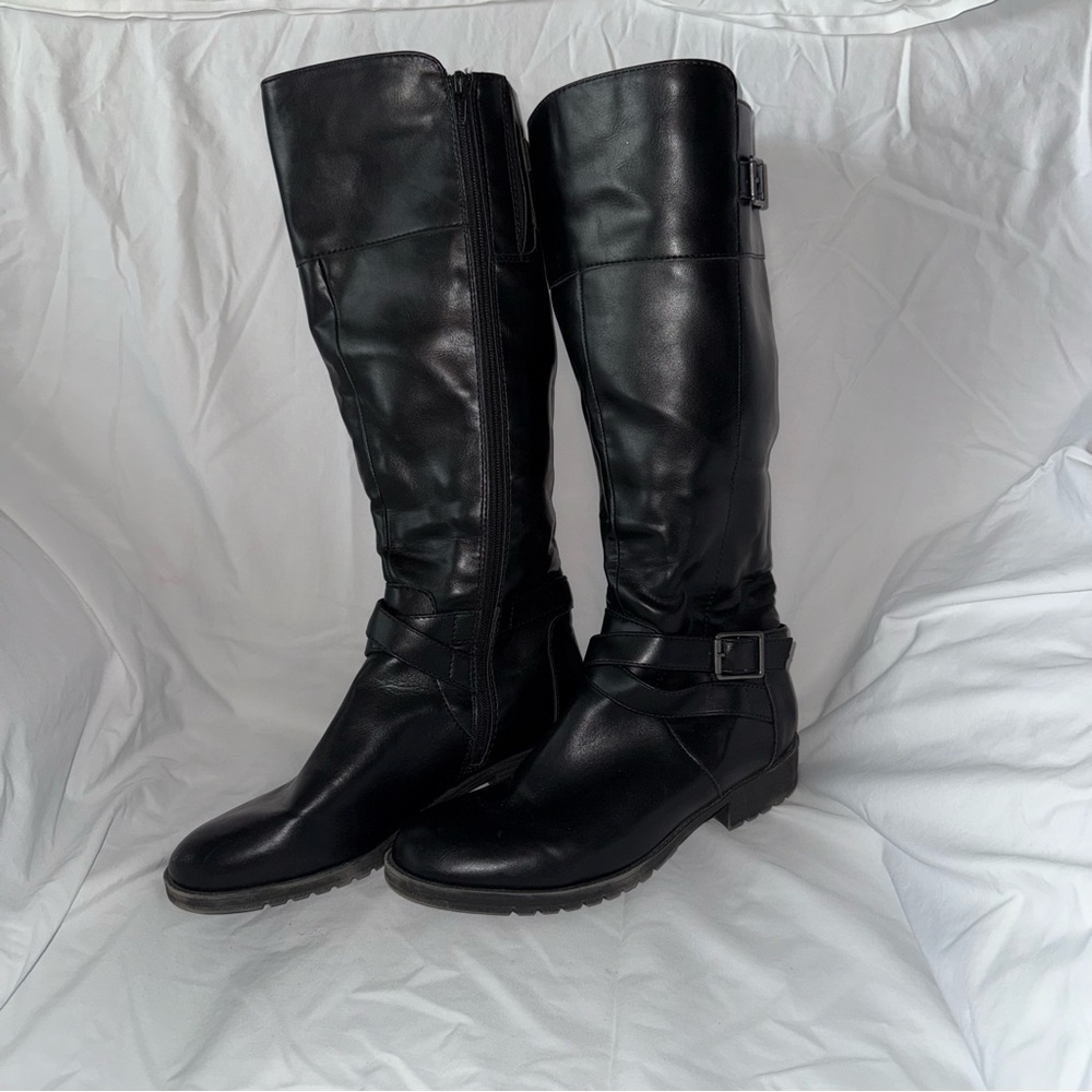 Black Knee-High Women's Boots